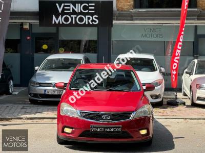 Kia Ceed 2010 1.6 CRDi Motion