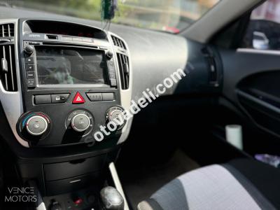Kia Ceed 2010 1.6 CRDi Motion