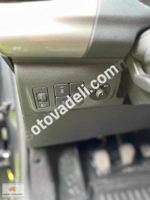 Citroen C-Elysée 2017 1.6 HDi Exclusive