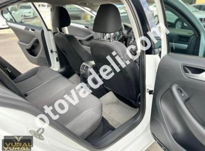 Volkswagen Jetta 2014 1.6 TDI Trendline