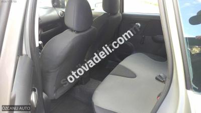 Nissan Note 2010 1.4 Visia