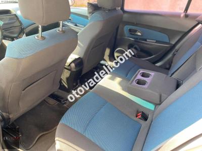 Chevrolet Cruze 2011 1.6 LS