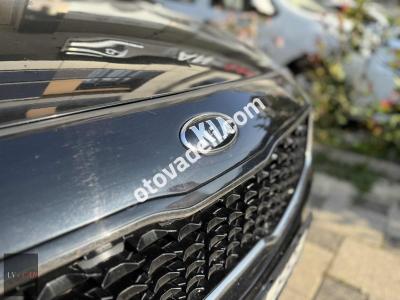 Kia Cerato 2016 1.6 CRDi Concept Plus