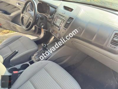 Kia Cerato 2016 1.6 CRDi Concept Plus