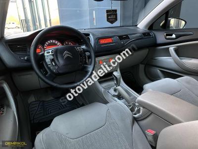 Citroen C5 2013 1.6 e-HDi Confort