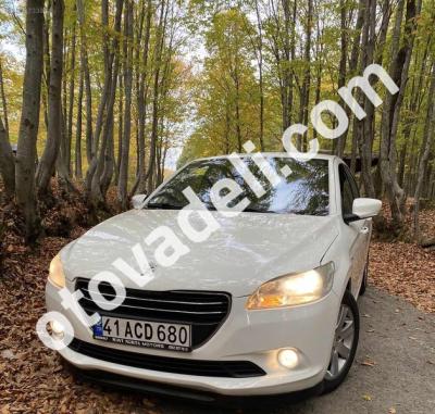 Peugeot 301 2013 1.6 HDi Allure