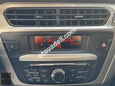 Citroen C-Elysée 2014 1.6 HDi Confort