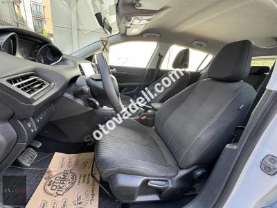 Peugeot 308 2016 1.6 BlueHDi Active