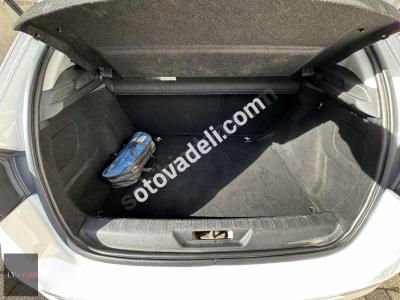 Peugeot 308 2016 1.6 BlueHDi Active