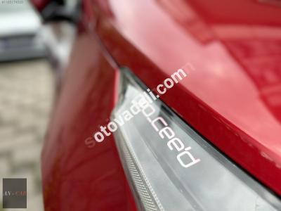 Kia Pro Ceed 2013 1.6 CRDi Premium