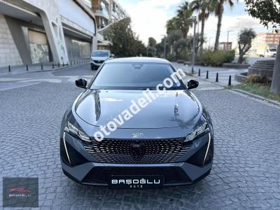 Peugeot 408 2023 1.2 PureTech Allure