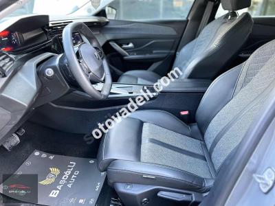 Peugeot 408 2023 1.2 PureTech Allure