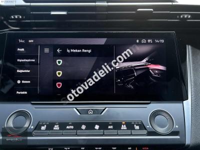 Peugeot 408 2023 1.2 PureTech Allure