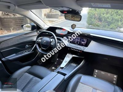 Peugeot 408 2023 1.2 PureTech Allure