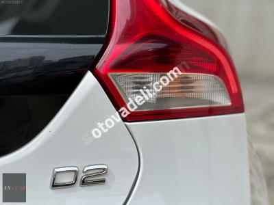 Volvo V40 2015 1.6 D R-Design