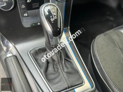 Volvo V40 2015 1.6 D R-Design