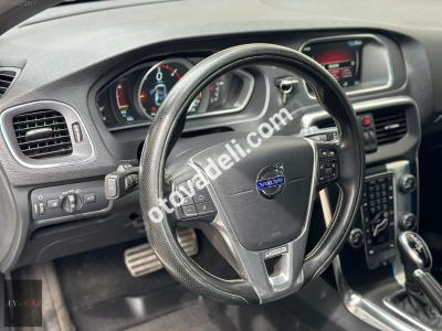 Volvo V40 2015 1.6 D R-Design