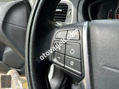 Volvo V40 2015 1.6 D R-Design