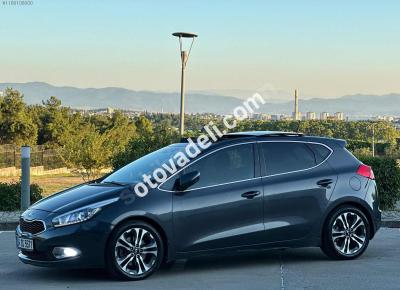 Kia Ceed 2014 1.6 CRDi Premium