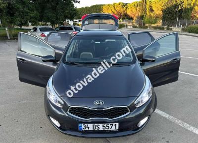 Kia Ceed 2014 1.6 CRDi Premium