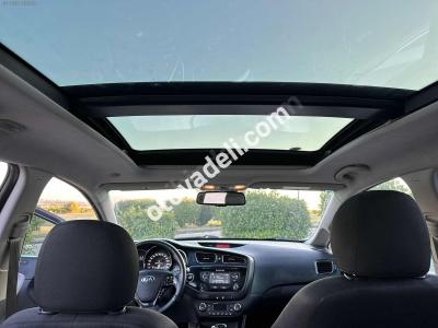 Kia Ceed 2014 1.6 CRDi Premium