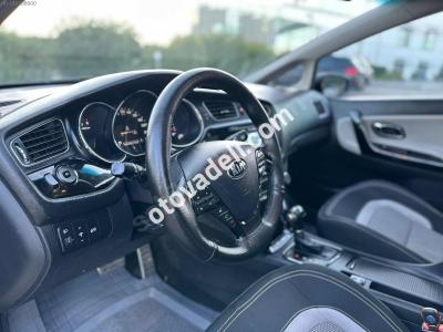Kia Ceed 2014 1.6 CRDi Premium