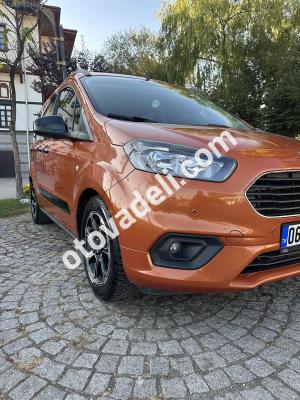 Ford Tourneo Courier 2023 1.5 TDCi Titanium Plus