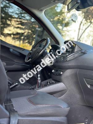 Ford Tourneo Courier 2023 1.5 TDCi Titanium Plus