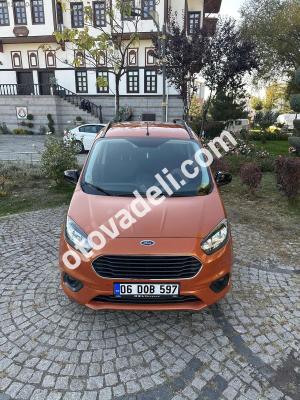 Ford Tourneo Courier 2023 1.5 TDCi Titanium Plus