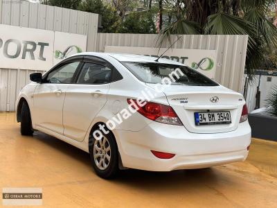 Hyundai Accent Blue 2013 1.6 CRDI Mode