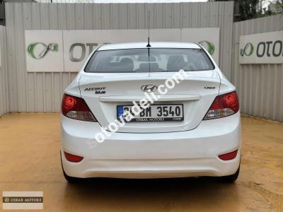 Hyundai Accent Blue 2013 1.6 CRDI Mode