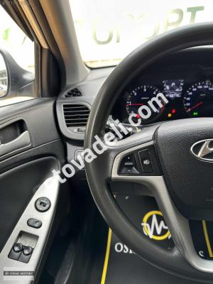Hyundai Accent Blue 2013 1.6 CRDI Mode
