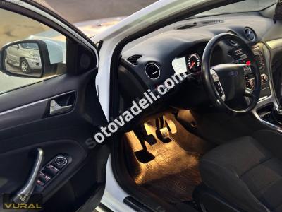 Ford Mondeo 2011 1.6 TDCi Titanium