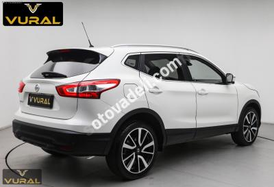 Nissan Qashqai 2016 1.6 dCi Platinum Premium Pack