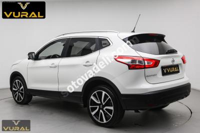 Nissan Qashqai 2016 1.6 dCi Platinum Premium Pack