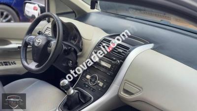 Toyota Auris 2012 1.6 Comfort Extra