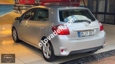 Toyota Auris 2012 1.6 Comfort Extra