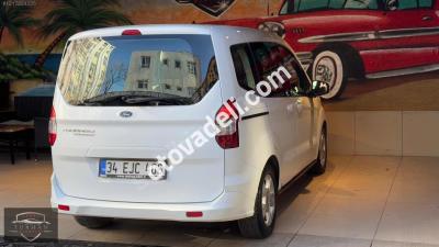 Ford Tourneo Courier 2021 1.5 TDCi Delux