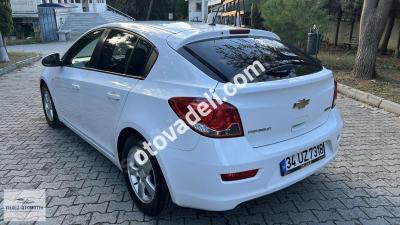 Chevrolet Cruze 2011 1.6 LT
