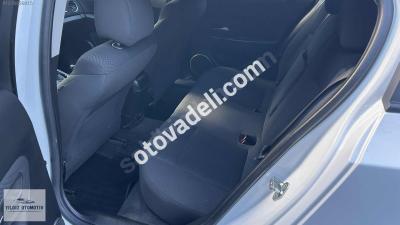 Chevrolet Cruze 2011 1.6 LT