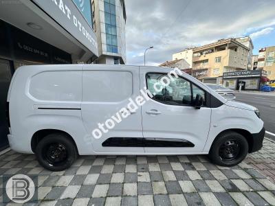 Citroen Berlingo 2024 1.5 BlueHDI Feel Bold