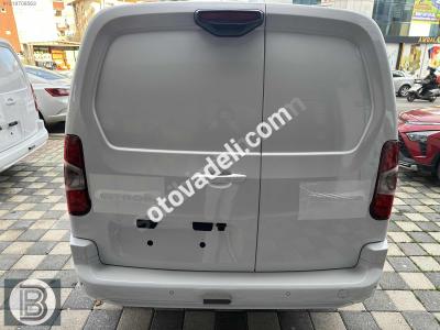 Citroen Berlingo 2024 1.5 BlueHDI Feel Bold