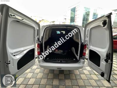 Citroen Berlingo 2024 1.5 BlueHDI Feel Bold