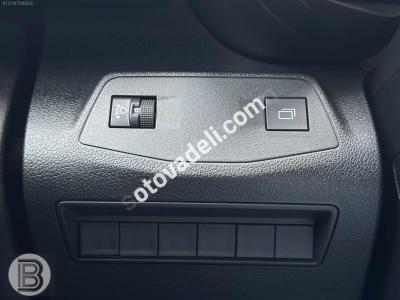 Citroen Berlingo 2024 1.5 BlueHDI Feel Bold