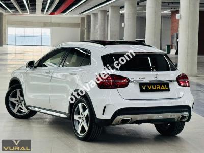 Mercedes GLA 2018 200 AMG
