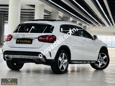 Mercedes GLA 2018 200 AMG