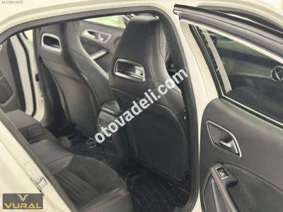 Mercedes GLA 2018 200 AMG