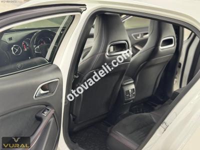 Mercedes GLA 2018 200 AMG