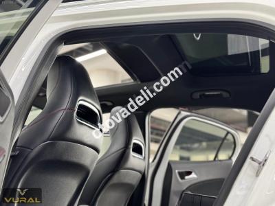Mercedes GLA 2018 200 AMG