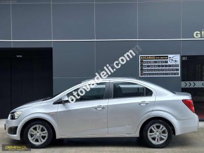 Chevrolet Aveo 2012 1.4 LT